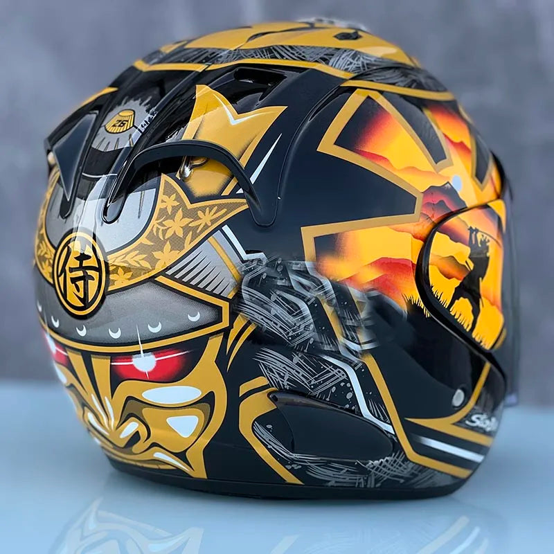 Casque Arai édition limitée Pedrosa